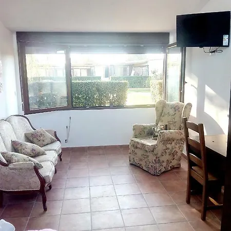 Holiday Carretera Ledesma - 2 公寓 *
